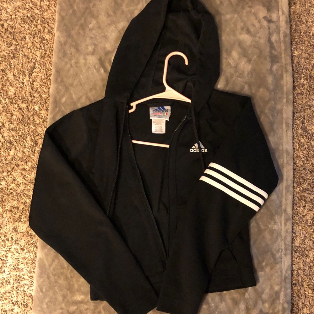 Long sleeve hooded zip up.